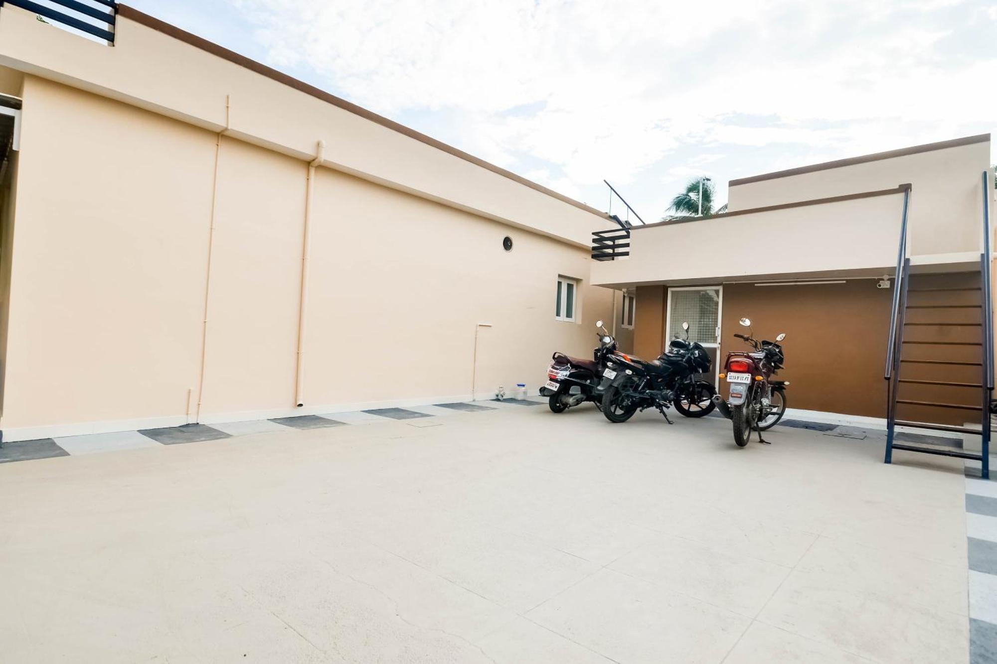 Hotel O Siva Residency Coimbatore Esterno foto
